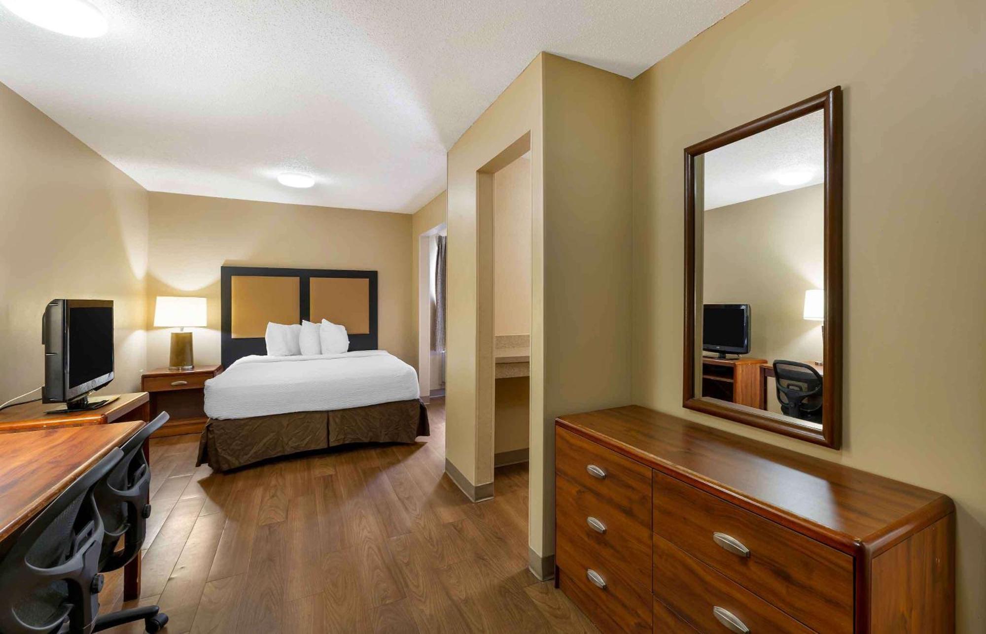 Extended Stay America Suites - Cleveland - Great Northern Mall North Olmsted Exteriör bild